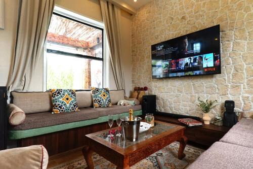Jambiani Apartment | Moments - Villa with Jacuzzi
