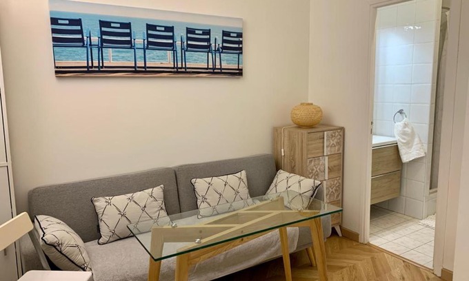 L'Annonciade Apartment | Monaco Studio near Forum Grimaldi and Beach. Bnbrickeys.