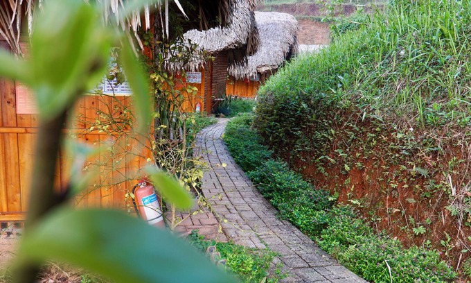 Thong Nguyen Resort | MONG NGUA BUNGALOW & HOMESTAY