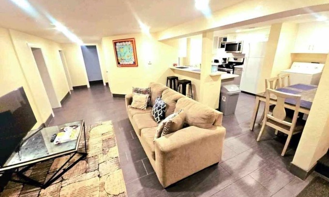 Greeley Apartment | Monopoly Themed 4br Downtown Apartment w/4 Queen Beds