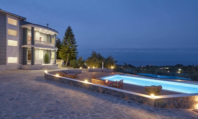Akrotiri Villa | Mont Bleu Luxury Villa