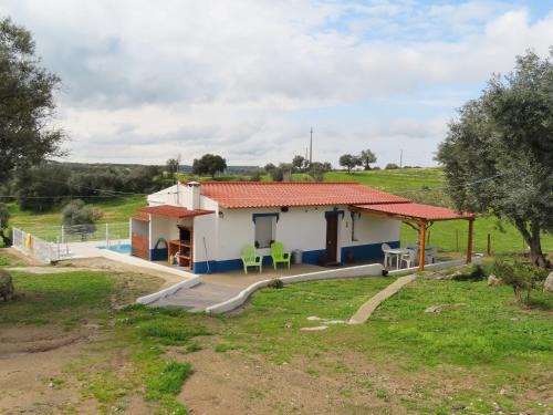 Avis House | MONTE DO SALTO DA RAPOSA