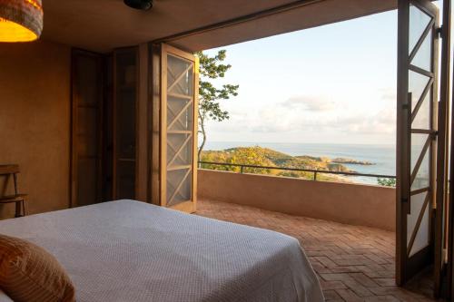 Santa Maria Tonameca Villa | Monte LaLaLa - Eco Lodge in Mermejita