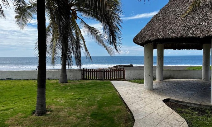 El Hawaii Villa | Monterrico Casablanca