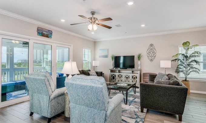Ono Island House | Monthly Rates Available | Footloose Lost Key Resort | Pet Friendly | Free Golf | Beach Club | Pools