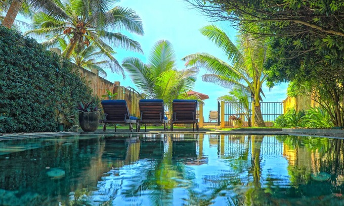 Boossa Villa | Moonstone Villa a hidden gem on an almost private beach on the Indian Ocean.