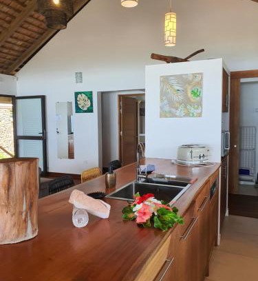 Temae House | Moorea Lodge Bungalow