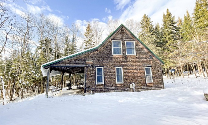 Rockwood Cabin | Moose River Escape-NEW for 2023 Whole house generator and FAST Starlink internet
