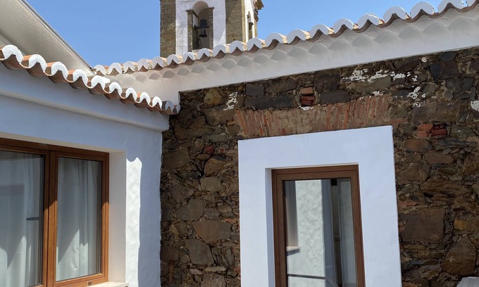Almodovar e Graca dos Padroes House | Moradia - Casa da Igrejja " Património e Natureza"