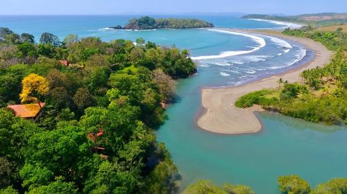 Torio Hotel | Morrillo Beach Eco Resort