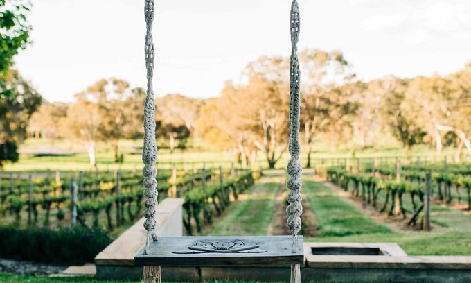 Orange Apartment | Mortimer's Wines Studio - Adults Only Retreat