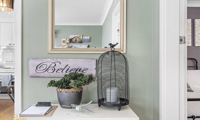 Lemon Tree Passage House | Morton Cottage at Lemon Tree - Pet Friendly - Walk to Water