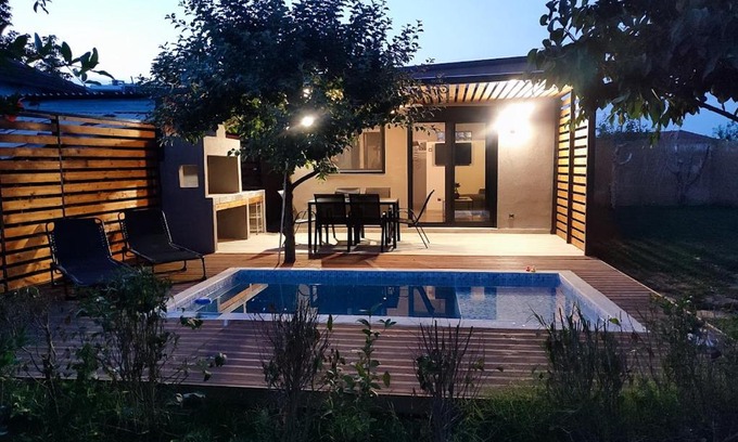 Nestos House | mosquito Luxury Studio