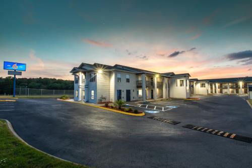 Conestee Hotel | Motel 6-Greenville, SC - I-85 Near Downtown