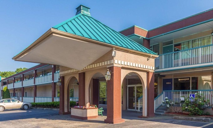 Groton Hotel | Motel 6-Groton, CT - Casinos nearby