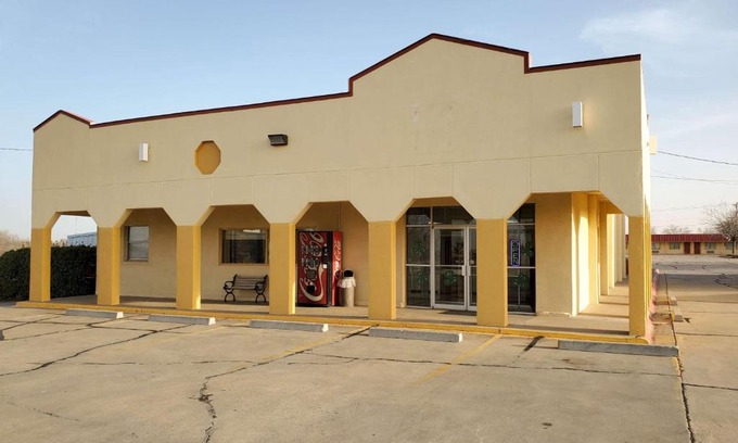 Shamrock Hotel | Motel 6 Shamrock TX