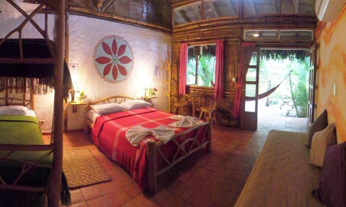 Montanita House | Motel ∙ 8 guests