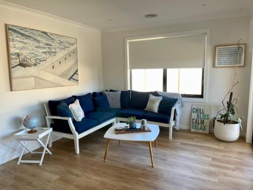 Grovedale House | Motion Place - Mt Duneed - Geelong, Surf Coast & Great Ocean Road