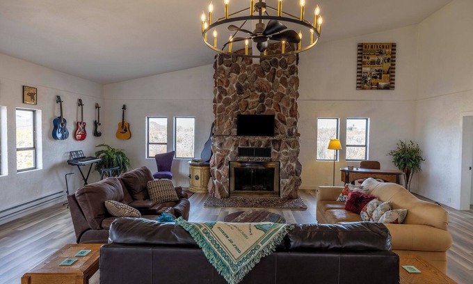 Morristown House | MoTown Artist's Retreat