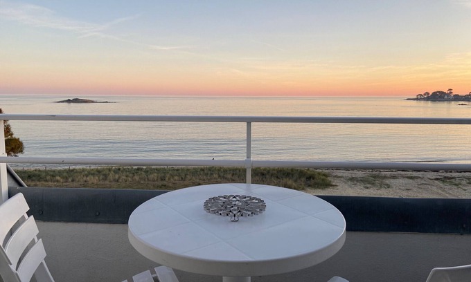 La Trinite-sur-Mer Apartment | MOUETTES 4 - Holiday apartment with sea view between Carnac and Trinité-sur-Mer - D190