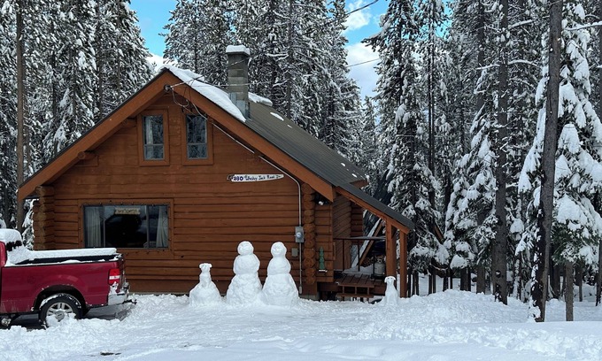 Mount Baldy Cabin | Mountain Escape at Mount Baldy BC