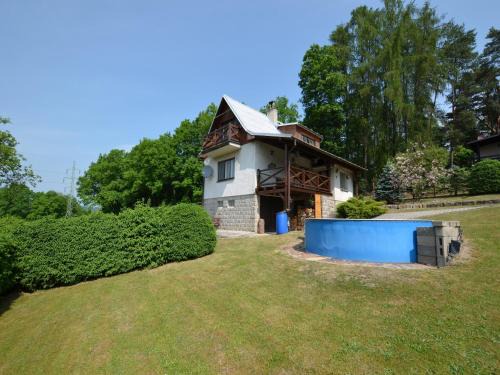 Ktova House | Mountain Retreat with Pool