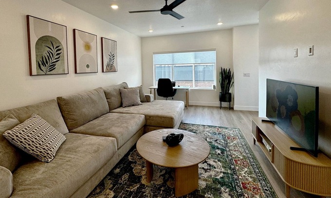 Capitol Hill House | Mountain view remote work oasis - new construction Salt Lake City