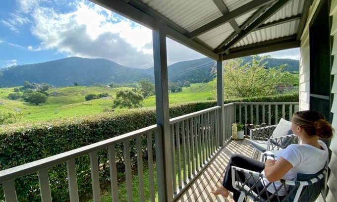 Tilba Tilba Apartment | Mountain View Tilba Tilba