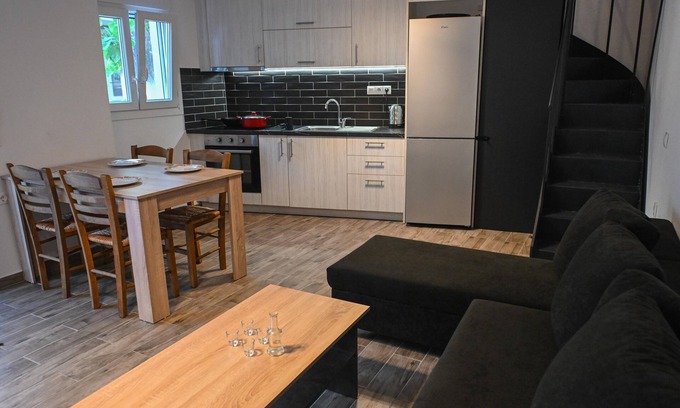 Kroustas House | Mournia Apartment
