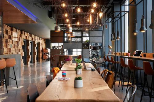Tollcross Hotel | Moxy Edinburgh Fountainbridge
