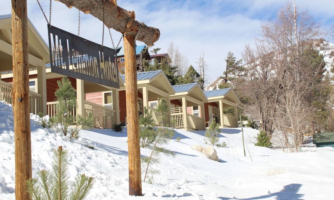 Summerhaven Cabin | Mt. Lemmon Pet Friendly Cabin #3