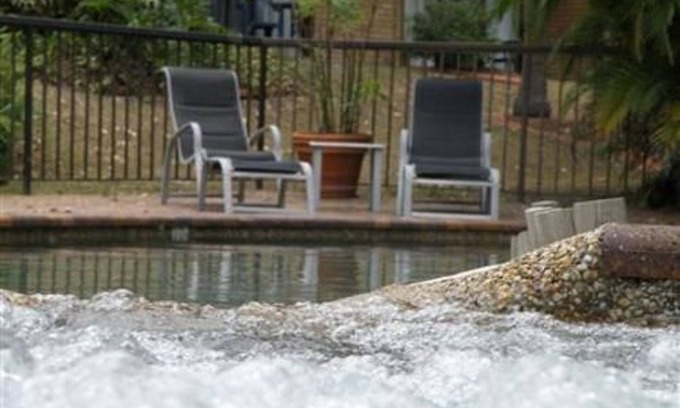 Mount Ommaney Hotel | Mt Ommaney Hotel Apartments