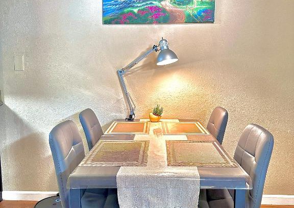 Mountain View Apartment | MTV Premier 2BD/2BR All Amenities at Your Service!