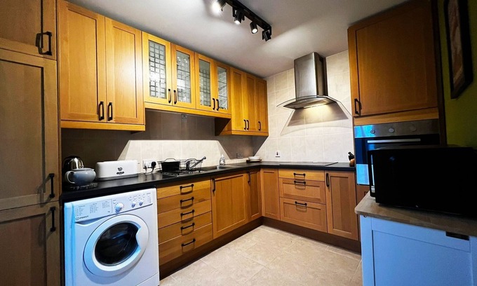 Dromore House | Murphy's Holt 2 Bed Cozy Home - Historic Dromore 3 mins to A1 - Dublin/Belfast