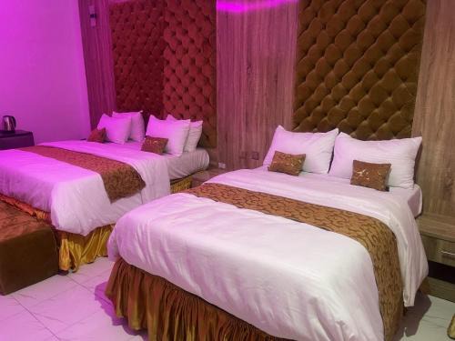 Umuahia Hotel | Murphy's Mansion Resort