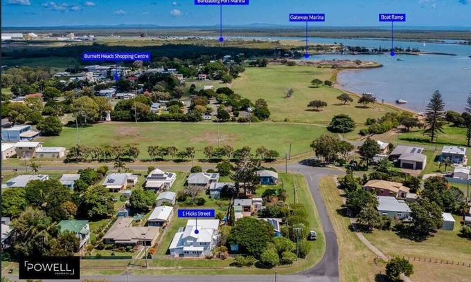 Burnett Heads House | Murray's Shanty! The perfect house for your fishing escape!
