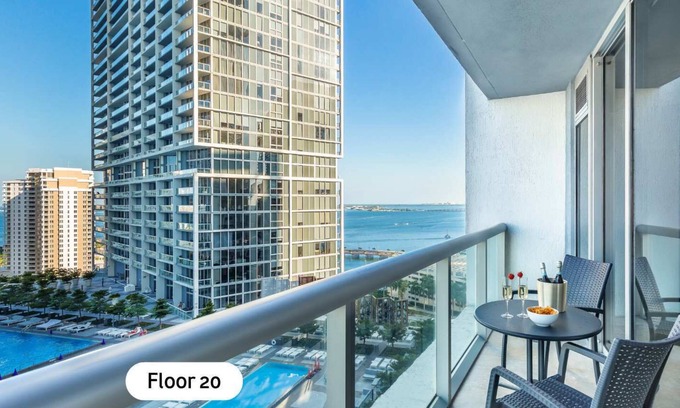 Downtown Miami Apartment | MVR-Icon Brickell High-Rise w Balcony