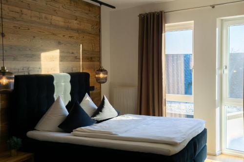 Lautzenhausen Hotel | My Place