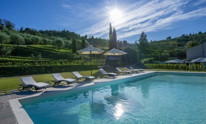 Panzano in Chianti Villa | MyExclusiveItaly - Villa Chianti with infinity pool and vineyard view