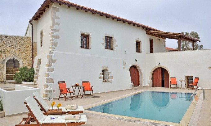 Kefalas Villa | Mylo villa,Pool,Next to All Amenities,Kefalas