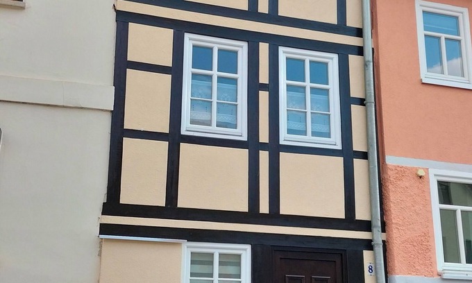 Bad Frankenhausen/Kyffhauser House | Narrow & tall - Welcome to the narrowest house in Bad Frankenhausen