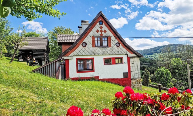 Tanvald House | Na kopečku by Interhome