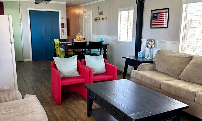 Soda Springs House | nA nostalgic haven beautifully located moments from the Blackfoot Reservoir