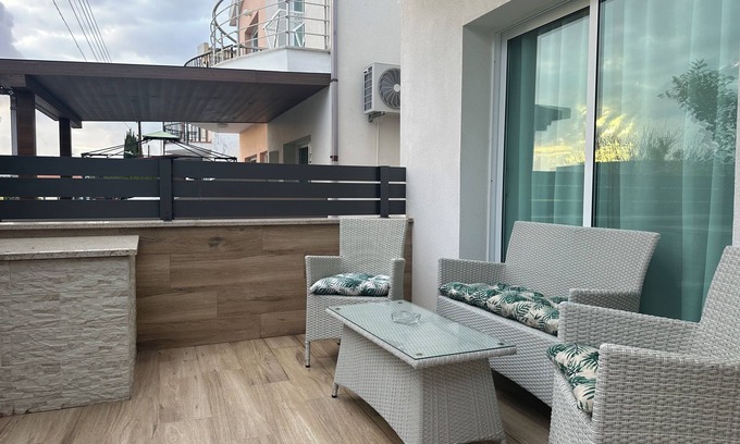 Universal House | Nana’s Vacation House