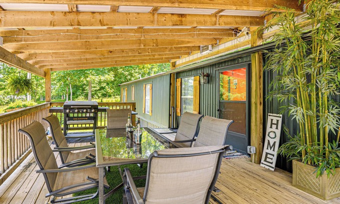 Nancy Cabin | Nancy Cabin w/Fire Pit Near Lake Cumberland!