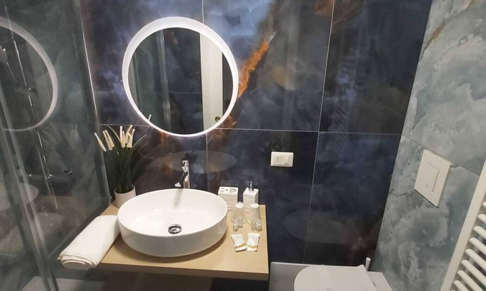 Quartieri Spagnoli Apartment | NARDONES IN NAPLES CENTER - New/Furnished/Central - LECAMBRIAS LUXURYHOME
