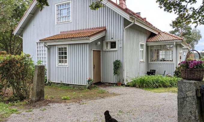 Vesilahti House | Narvan Maatilamajoitus Helenan Kanat ja Kammarit
