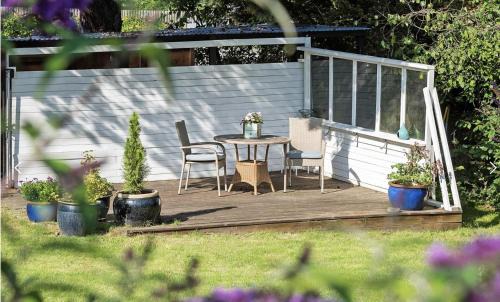 Tisvildeleje Bed & Breakfast | Nature-close guest room with garden - Private bath included