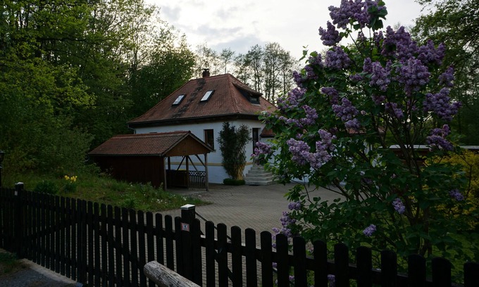 Weidenberg House | Nature cottage by the lake with river access, river hikes in the Fichtelgebirge