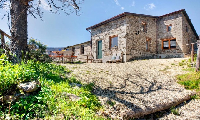 San Colombano Certenoli House | Nature House Custu Giancu